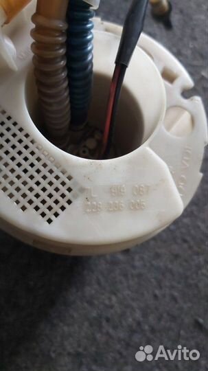 Топливный насос Volkswagen Touareg 1 4.2 2006