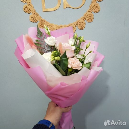 Доставка 46-10-00. Цветы. Авторский букет № 5