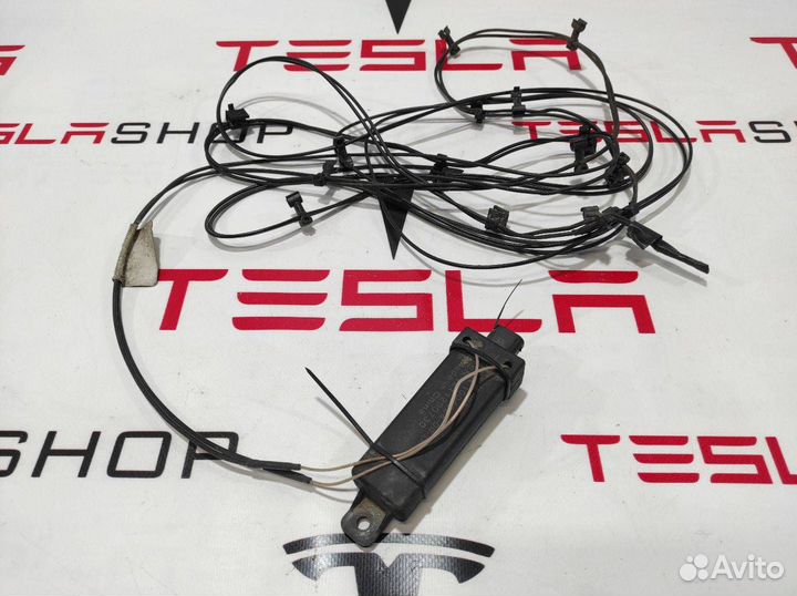 Антенна датчиков давления в шинах (tpms) Tesla