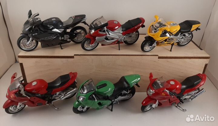 Модель мотоцикла 1:18