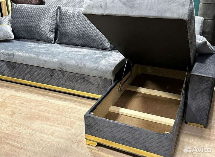 Угловой диван раскладной в наличии не б/у