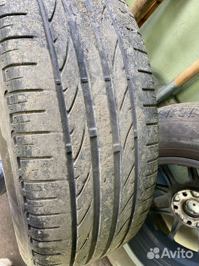 Bridgestone Dueler H/P Sport 235/65 R17 104V