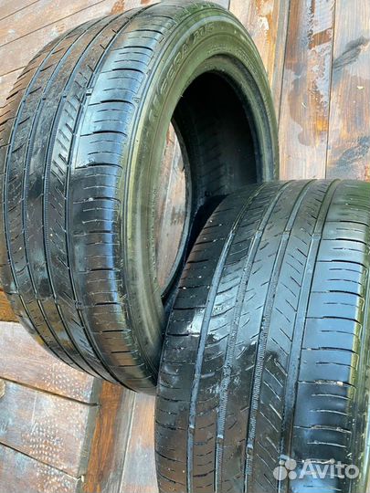 Roadstone N'Fera AU5 235/45 R18