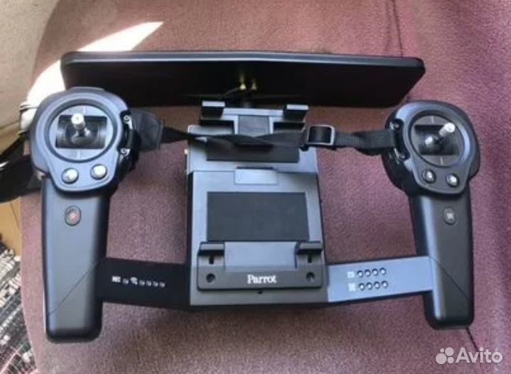 Квадрокоптер Parrot Bebop drone