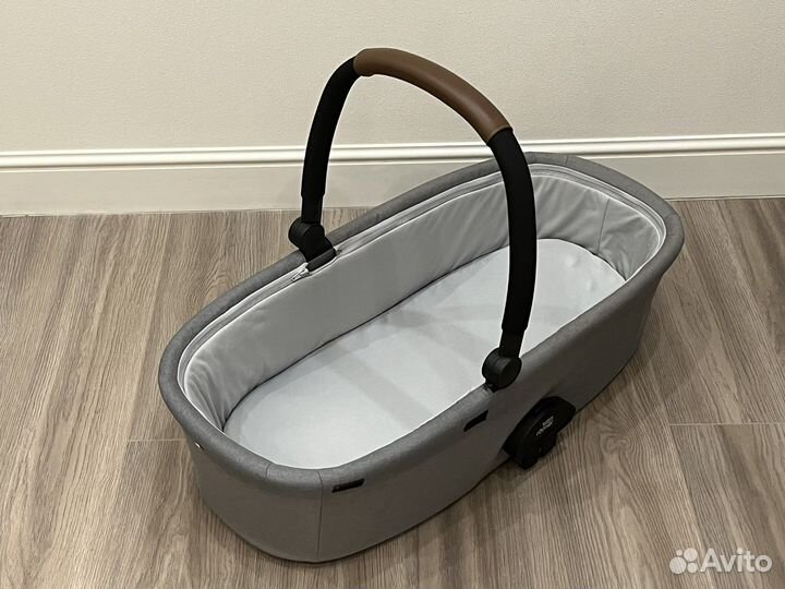 Britax Romer Smile люлька / лежачий блок