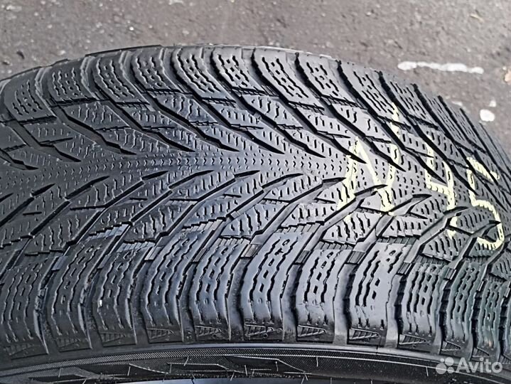 Nokian Tyres Hakkapeliitta R3 235/45 R18 98T