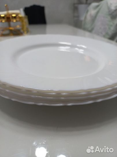 Продаю тарелки