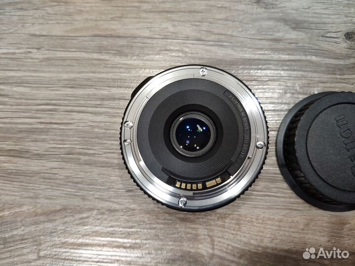 Canon 40mm f/2.8 STM в Идеале