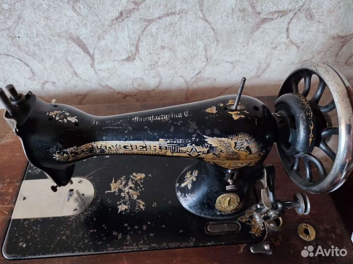 Швейная машина Singer