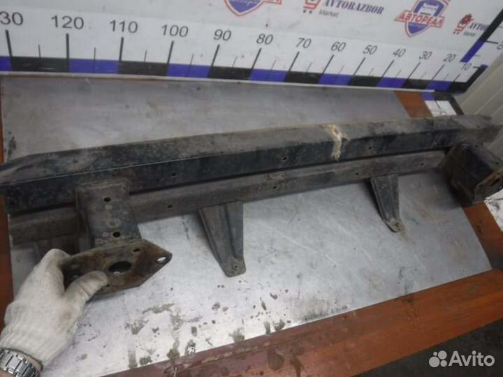 Усилитель бампера передний Toyota Lc Prado 120 1GR