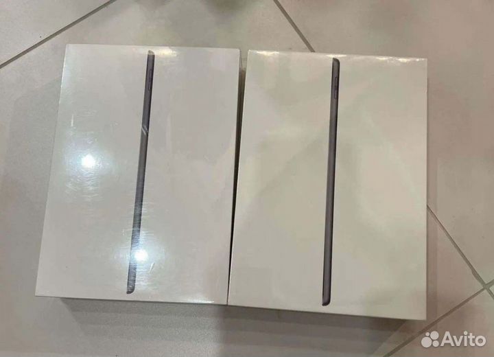 Планшет Apple iPad 9 10.2 64GB