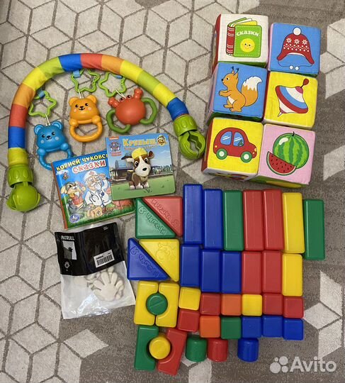 Развивающие игрушки, защита на уголки