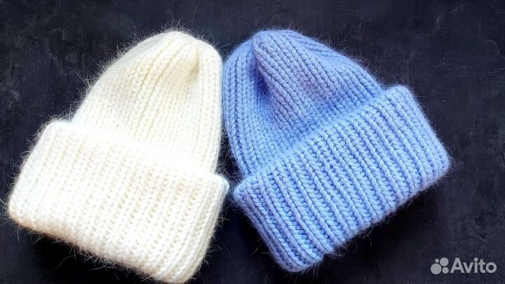 Шапка женская ручной работы, В наличии