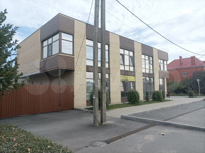 Торговая площадь, 180 м²