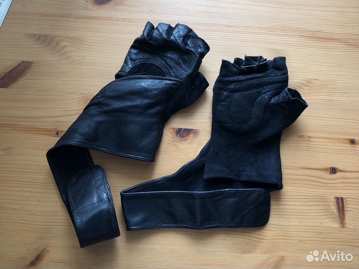 Мужские кожаные перчатки черные