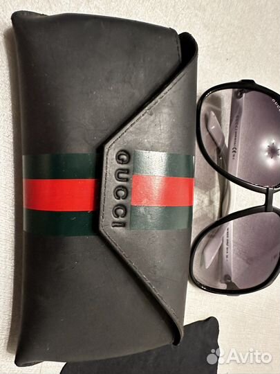Солнечные очки gucci