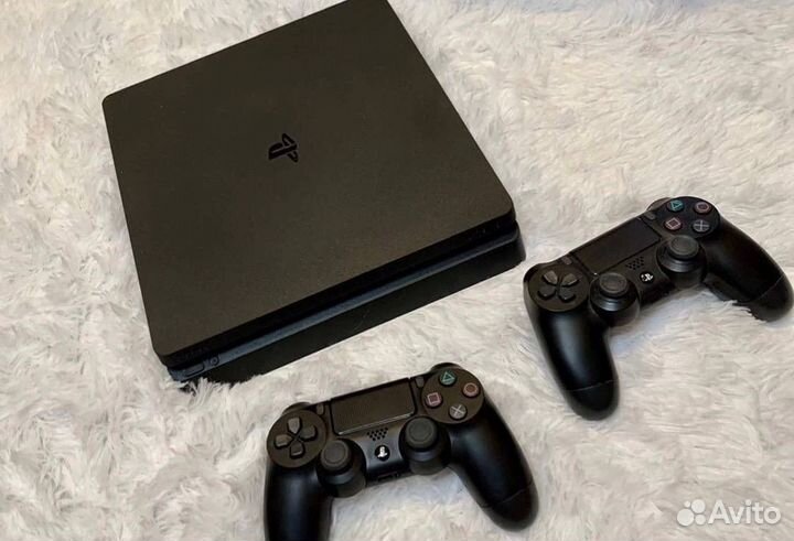 Playstation 4 slim