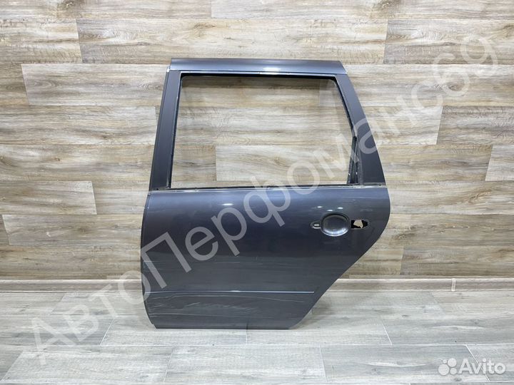 Дверь задняя левая (универсал) Гранта / Калина 1 2