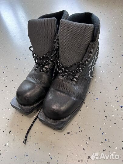 Ботинки лыжные