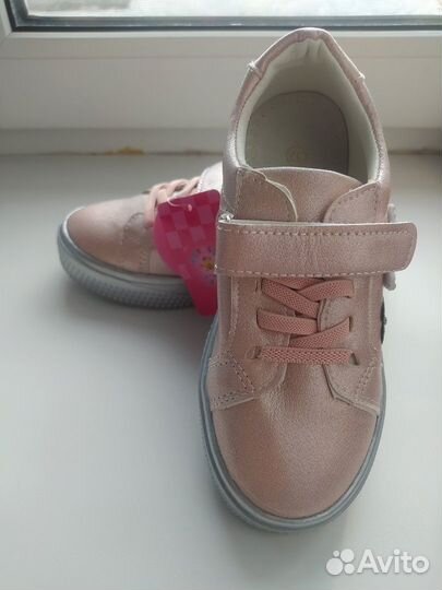 Новые кроссовочки