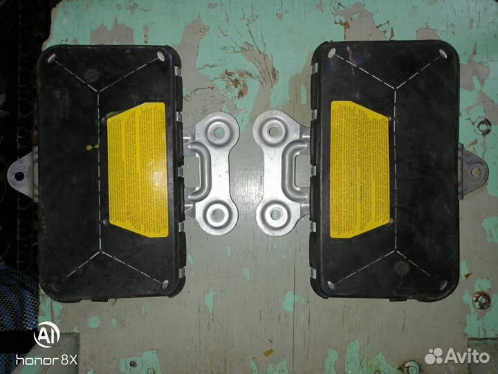 Подушки в передние двери Range Rover 3