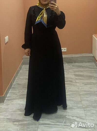 Вечернее платье