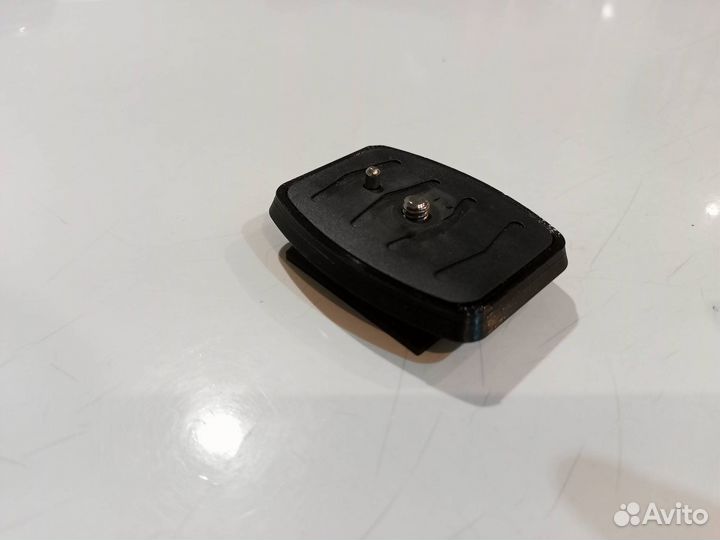 Держатель камеры для штатива Hama Star 61