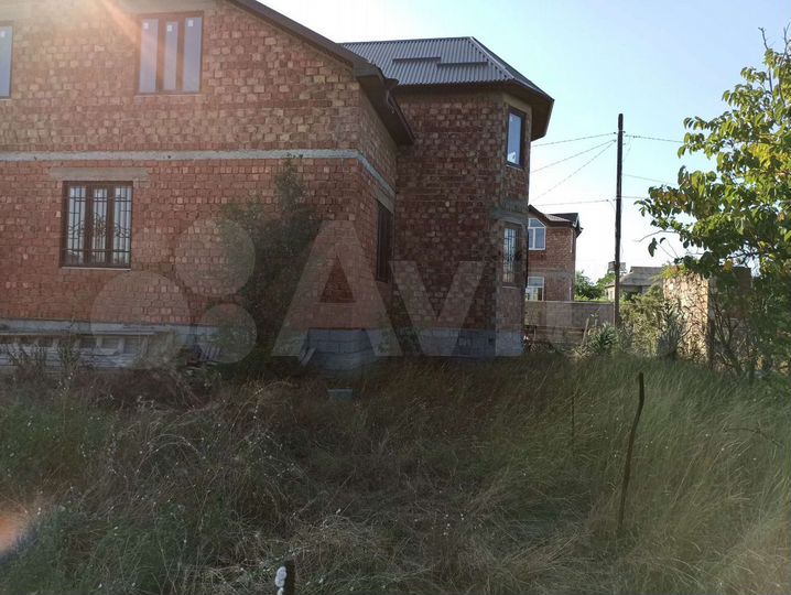 Дом 300 м² на участке 5 сот.