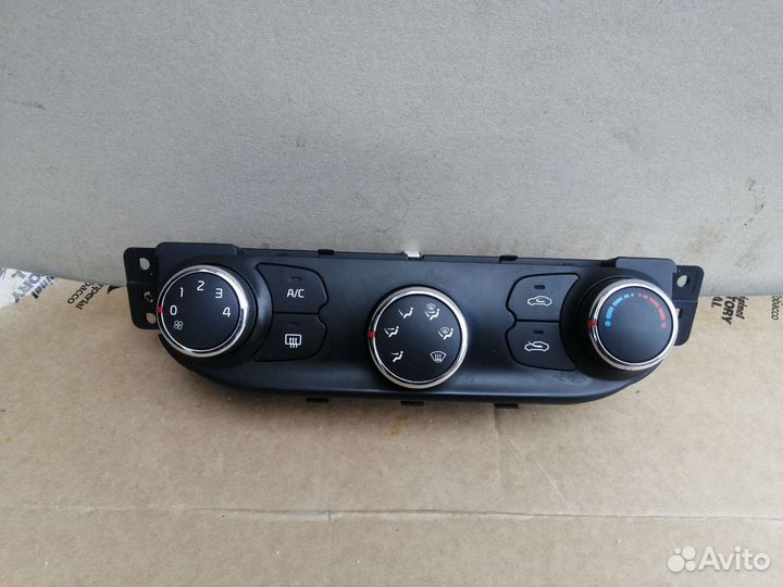 Блок управления печкой Kia Ceed 2