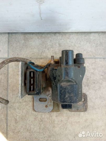 Катушка зажигания Audi 80 B4