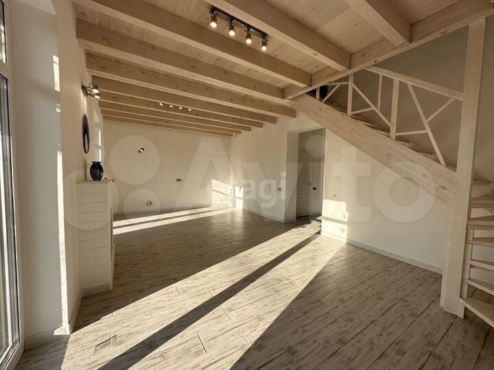 Дом 128 м² на участке 6 сот.