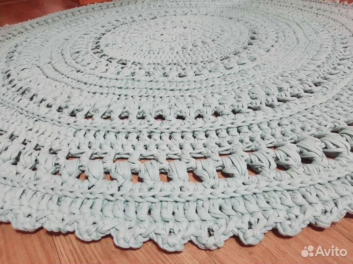 Ковёр из трикотажной пряжи