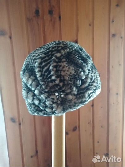 Шапка мутоновая женская