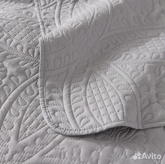Покрывало с наволочками 220*240