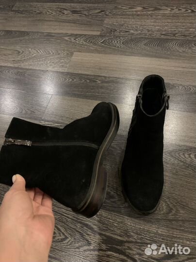 Ботинки женские