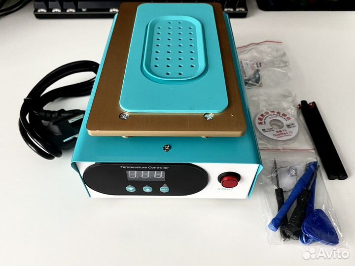 Вакуумный сепаратор для дисплеев