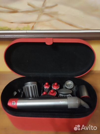 Стайлер dyson