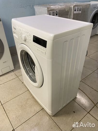 Стиральная машина Whirlpool на 6 кг. Гарантия