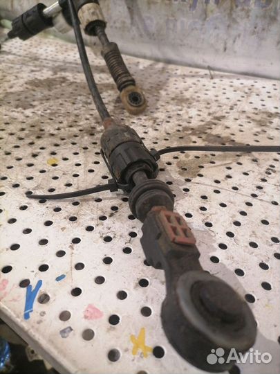 Трос МКПП Ford Focus