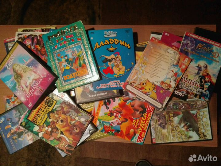 Продам диски с мультфильмами