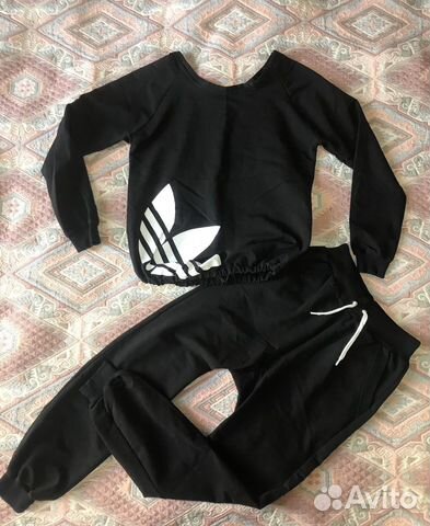 Спортивный костюм