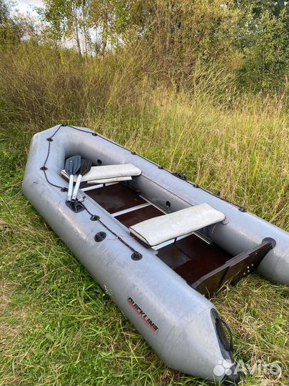 Лодка с мотором