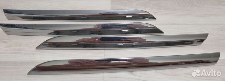 Решетка радиатора glk x204 хром накладка оригинал