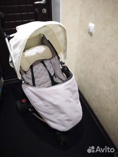 Прогулочная коляска babyton