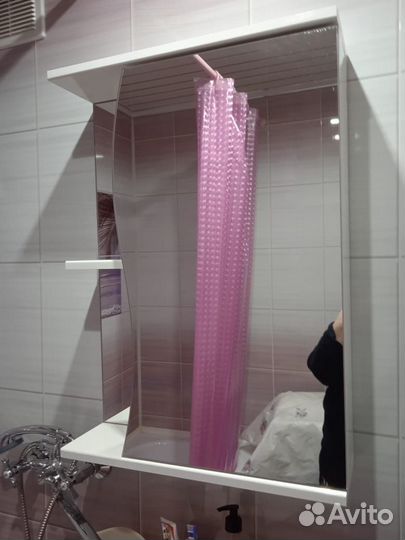 Шкафчик с зеркалом в ванную бу