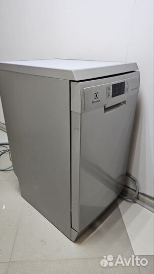 Посудомоечная машина Electrolux 45