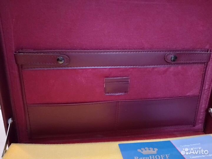 Набор столовых приборов на 12 персон