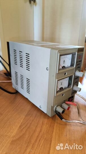 Источник питания Mastech HY1503C