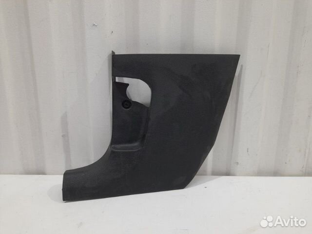 Обшивка стойки передняя левая нижняя Volkswagen