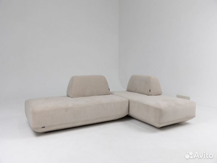 Диван со спальным местом 2700х1650 мм